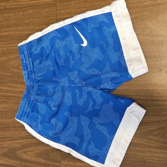 Boys Shorts 4/5 | 12 Pairs - Picture 11 of 14